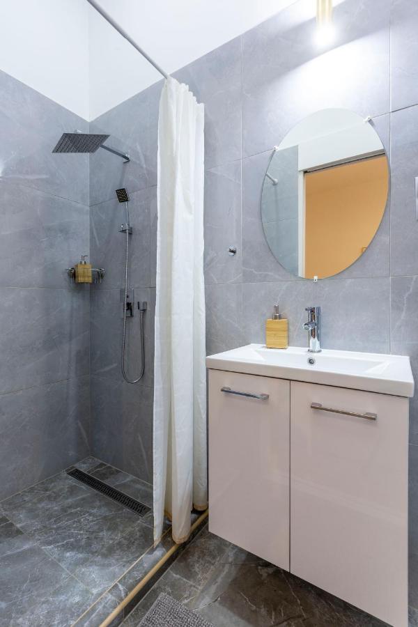 Exclusive Central Apartment Next To The Fashion Street Budapest Esterno foto