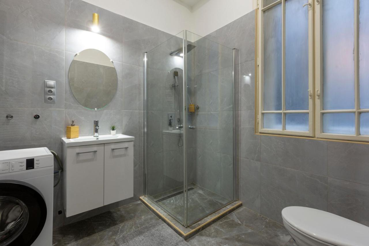 Exclusive Central Apartment Next To The Fashion Street Budapest Esterno foto